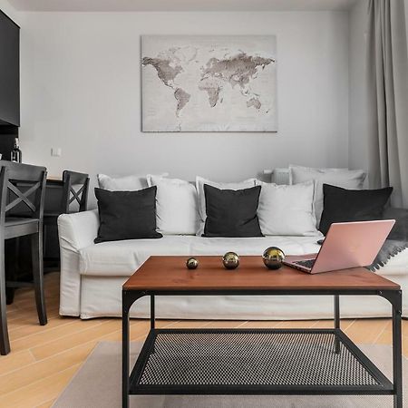Apartments Jana Kazimierza 50 By Renters วอร์ซอ ภายนอก รูปภาพ