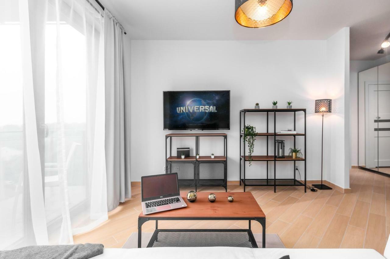 Apartments Jana Kazimierza 50 By Renters วอร์ซอ ภายนอก รูปภาพ